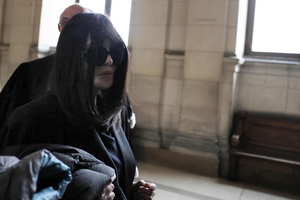 Isabelle Adjani : 10 mois de prisonorde, la star française jugée pour fraude fiscale aggravée